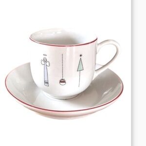 RETRONEU ⭐️ “Simply Christmas” set of 7 demi tasse cups & saucers